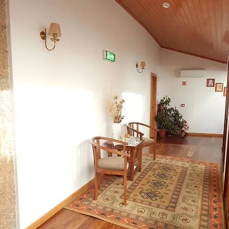 בית כפרי Secias Vilas Boas (Braganca)